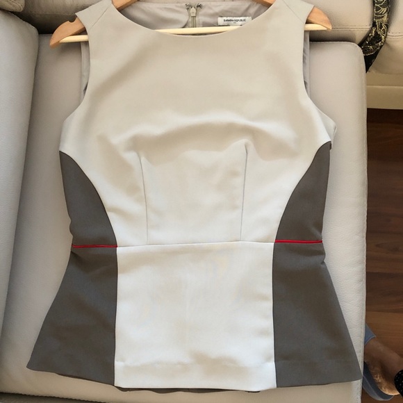 Banana Republic ‘NWOT’ women’s sleeveless peplum top, Size US 4 - Picture 3 of 14